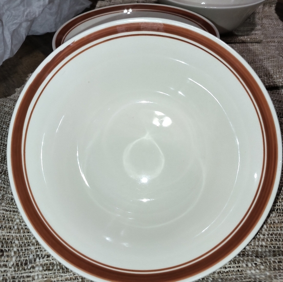 Set of Three Large 9" Stoneware Bowls - Picture 5 of 13